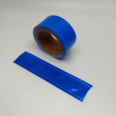 맞춘 고시도는 안전 테이프 교통 표지판에게 입히기 위한 푸른 PVC 반사 테이프에 바느질합니다